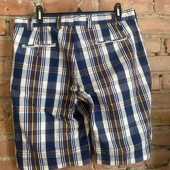 Men’s plaid shorts size 31 waist - Picture 2 of 2